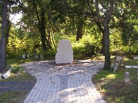 06. A keleti végfal és a gettó-mártírok parcellája